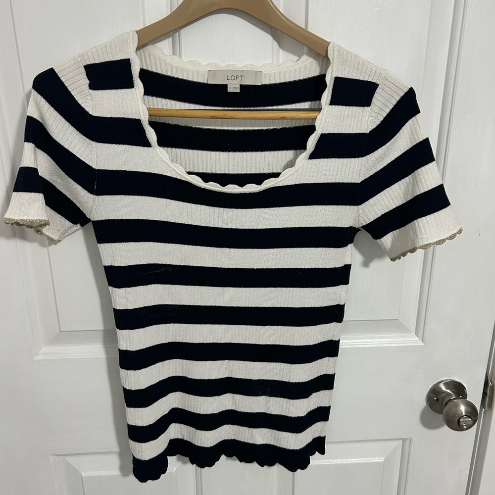 Lift scalloped striped tee